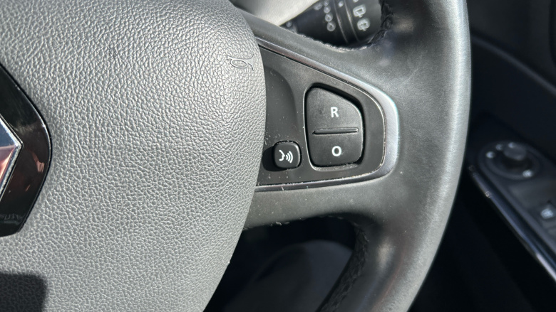Renault Captur 1.5 dCi 90 Dynamique S Nav 5dr Auto Diesel Hatchback